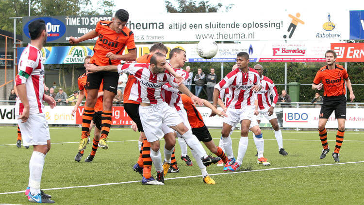 Tarik Tissoudali in actie voor Sparta Nijkerk